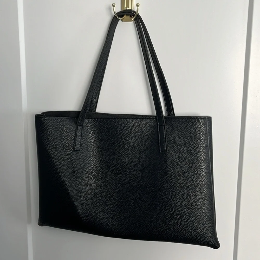 Vince Camuto excellent used